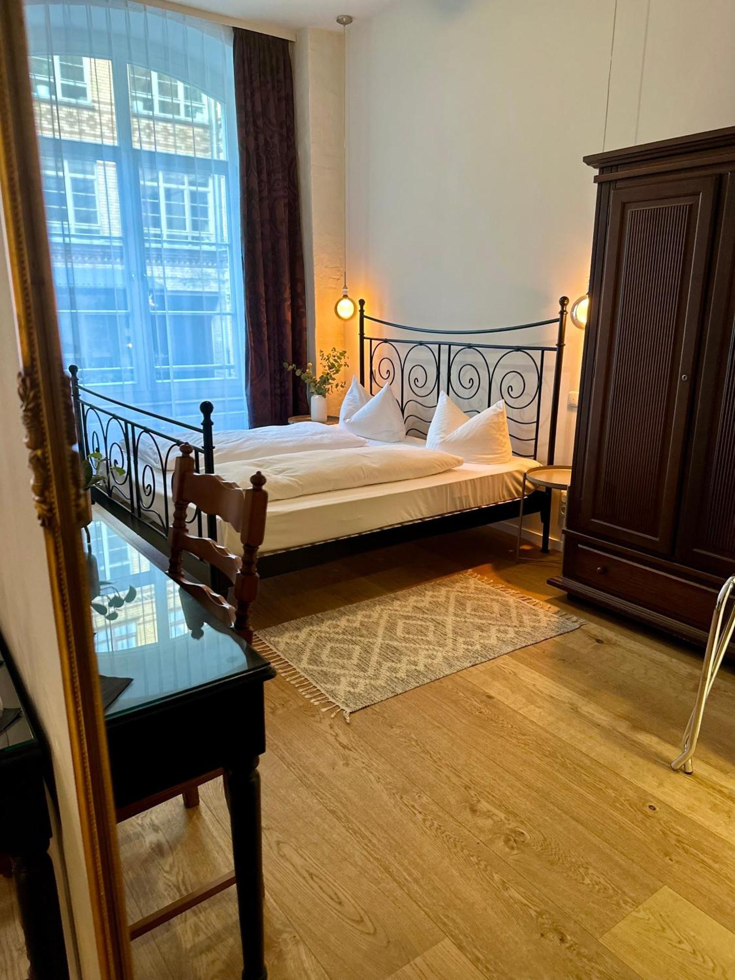Cinderella.Kreuzberg Hotell Berlin Eksteriør bilde